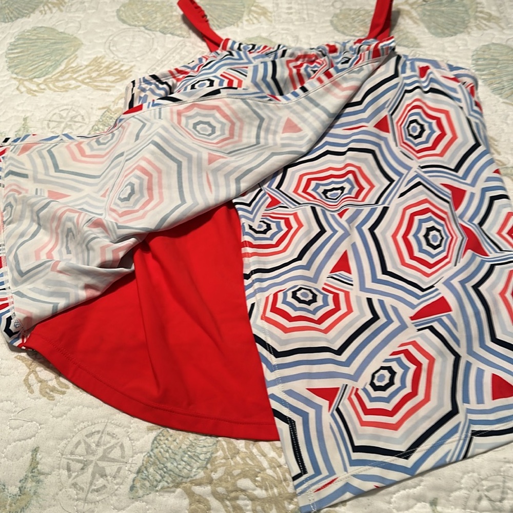 Geometric Patterned Tankini Top - Picture 4 of 6